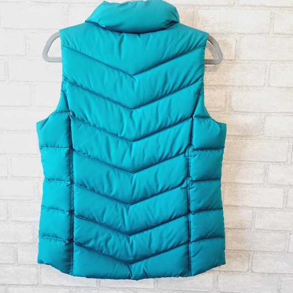 Lands End Down Filled Puffer Vest - Picture 4 of 11